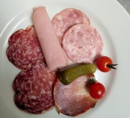Jeff1  Assiette de charcuterie